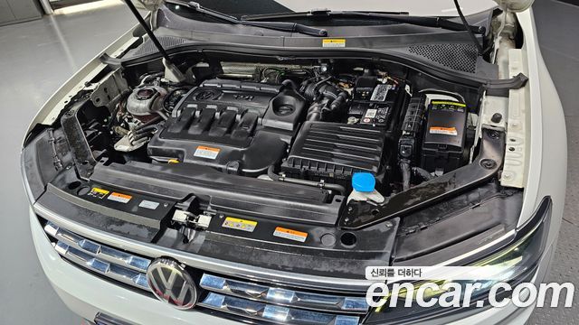Volkswagen Tiguan Allspace 2.0 TDI Prestige 2020 — фото 6