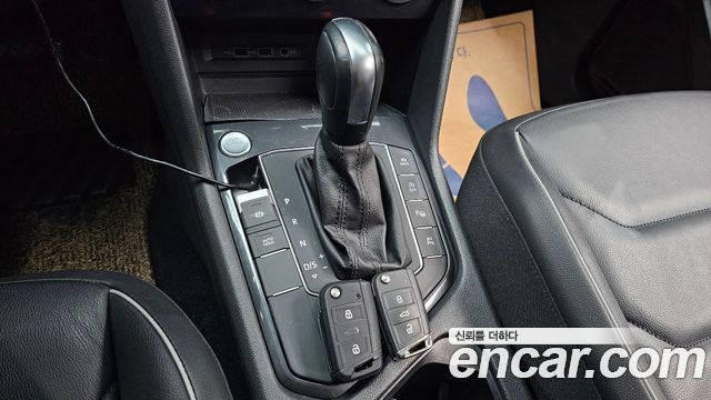 Volkswagen Tiguan Allspace 2.0 TDI Prestige 2020 — фото 9