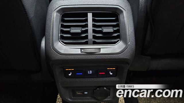 Volkswagen Tiguan Allspace 2.0 TDI Prestige 2020 — фото 18
