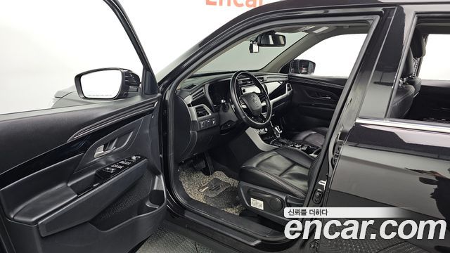 KG Mobility (SsangYong) Beautiful Korando Gasoline 1.5 2WD C5 Plus 2022 — фото 10