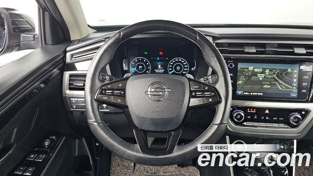 KG Mobility (SsangYong) Beautiful Korando Gasoline 1.5 2WD C5 Plus 2022 — фото 16