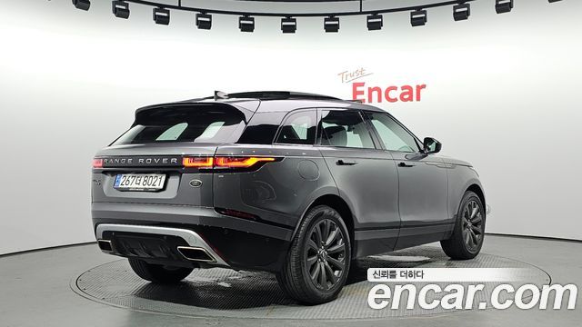 Land Rover Range Rover Velar 3.0 D300 R-Dynamic SE 2018 — фото 2