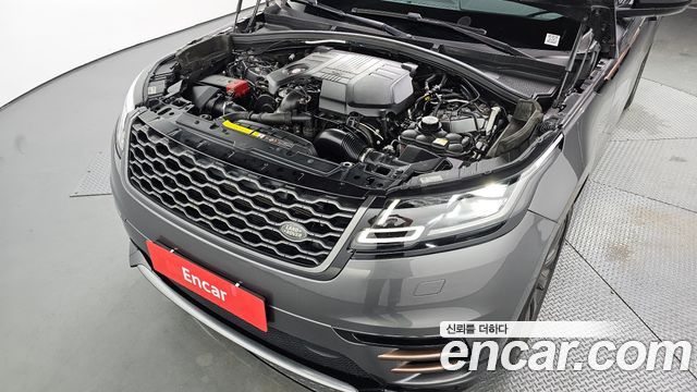 Land Rover Range Rover Velar 3.0 D300 R-Dynamic SE 2018 — фото 6