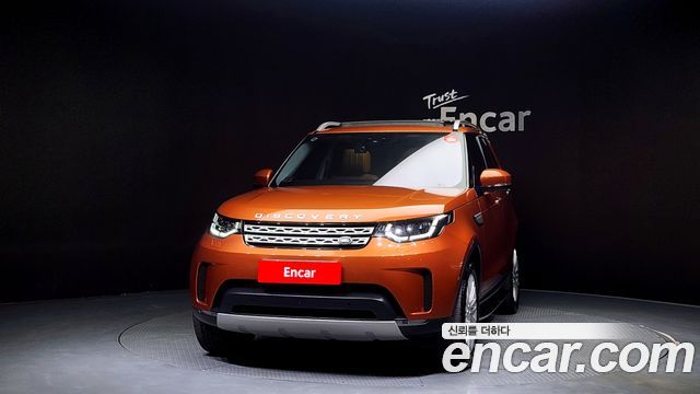 Land Rover Discovery 5 3.0 TD6 HSE Luxury 2018 — фото 3