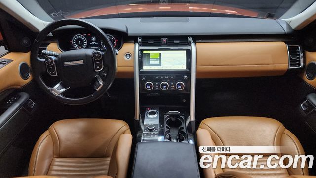 Land Rover Discovery 5 3.0 TD6 HSE Luxury 2018 — фото 7