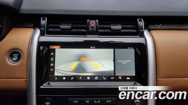 Land Rover Discovery 5 3.0 TD6 HSE Luxury 2018 — фото 15