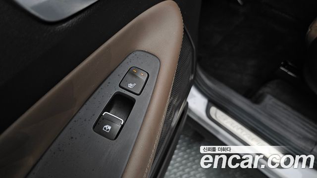 Hyundai Santa Fe Diesel 2.2 2WD Prestige 2021 — фото 19