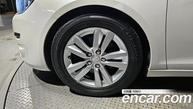 Peugeot 308 (II) 2.0 BlueHDi Active 2014 — фото 5