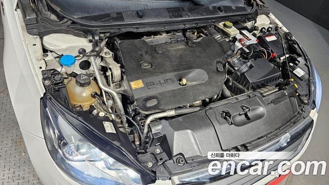 Peugeot 308 (II) 2.0 BlueHDi Active 2014 — фото 6