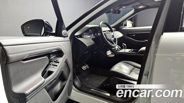 Land Rover Range Rover Evoque (II) P250 R-Dynamic SE 2023 — фото 12