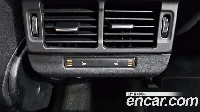 Land Rover Range Rover Evoque (II) P250 R-Dynamic SE 2023 — фото 19