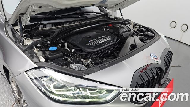 BMW 1 Series (F40) M135i xDrive 2023 — фото 6