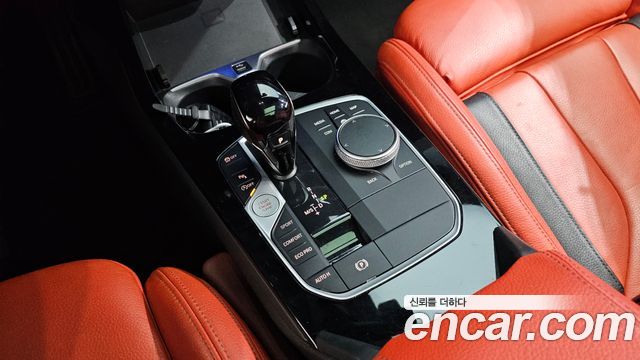 BMW 1 Series (F40) M135i xDrive 2023 — фото 9