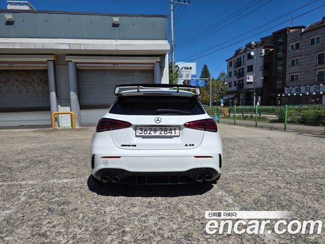 Mercedes-Benz A-Class (W177) AMG A45 4MAITC+ Hatchback 2023 — фото 4