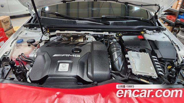 Mercedes-Benz A-Class (W177) AMG A45 4MAITC+ Hatchback 2023 — фото 6