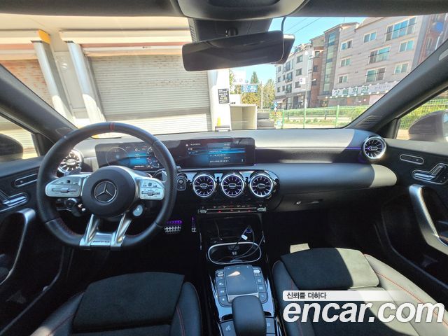 Mercedes-Benz A-Class (W177) AMG A45 4MAITC+ Hatchback 2023 — фото 7