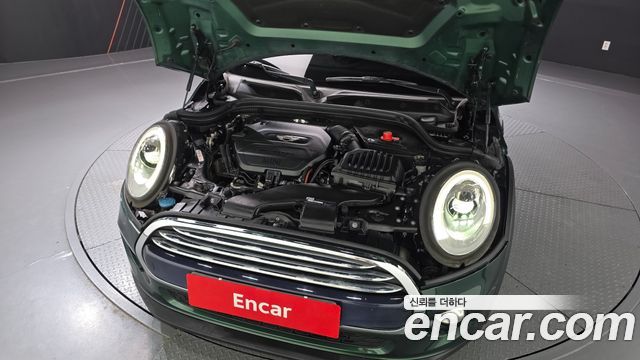 MINI Cooper D Mid 3rd 2016 — фото 6