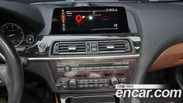 BMW 6 Series (F12) 650i Convertible 2014 — фото 14