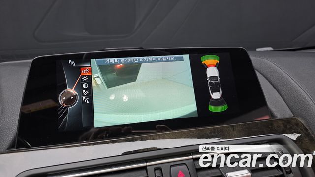 BMW 6 Series (F12) 650i Convertible 2014 — фото 15