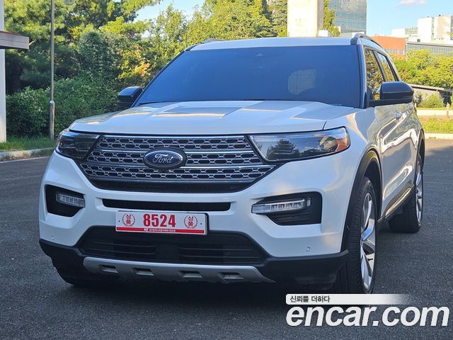 Ford Explorer (VI) 3.0 Platinum 4WD 2023 — фото 3