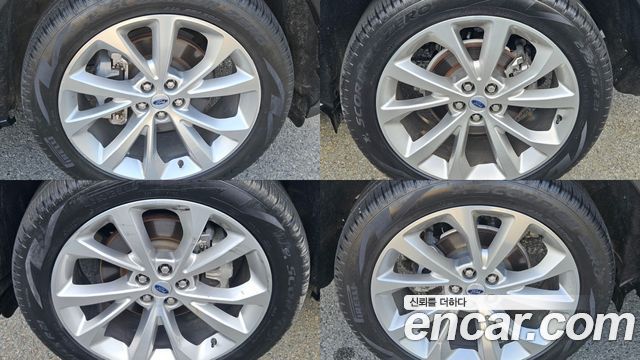 Ford Explorer (VI) 3.0 Platinum 4WD 2023 — фото 24