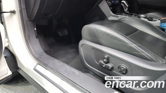 KG Mobility (SsangYong) Beautiful Korando Gasoline 1.5 2WD C7 2023 — фото 17