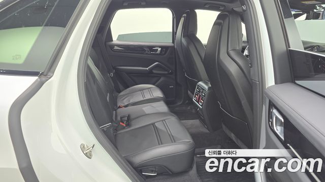 Porsche Cayenne (PO536) 3.0 E-Hybrid 2020 — фото 12