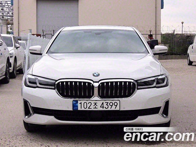 BMW 5 Series (G30) 530i xDrive Luxury 2021 — фото 3