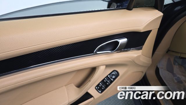 Porsche Panamera 3.6 AWD 970 2012 — фото 17