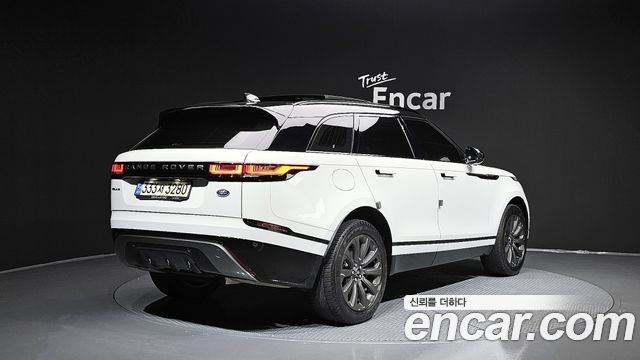 Land Rover Range Rover Velar 2.0 P250 R-Dynamic SE 2023 — фото 2