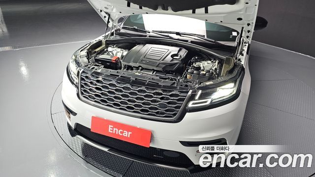 Land Rover Range Rover Velar 2.0 P250 R-Dynamic SE 2023 — фото 6