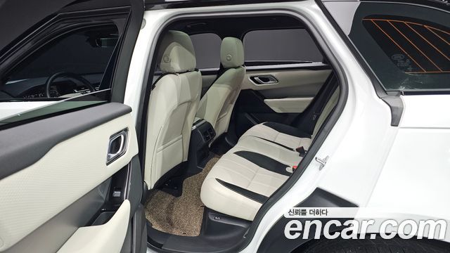 Land Rover Range Rover Velar 2.0 P250 R-Dynamic SE 2023 — фото 11