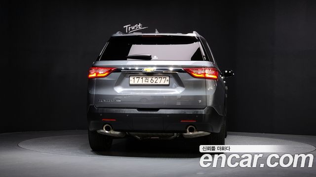 Chevrolet Traverse 3.6 AWD LT Leather Premium 2020 — фото 4