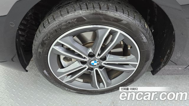 BMW 1 Series (F40) 120i Sports 2024 — фото 5