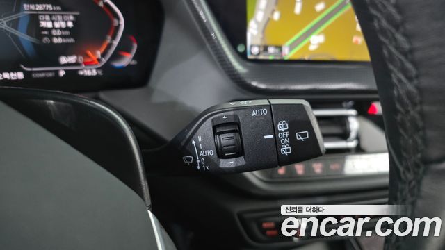BMW 1 Series (F40) 120i Sports 2024 — фото 18