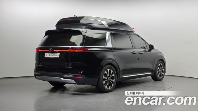 Kia Carnival (IV) Gasoline 9-seater Limousine(Special vehicle) 2021 — фото 2