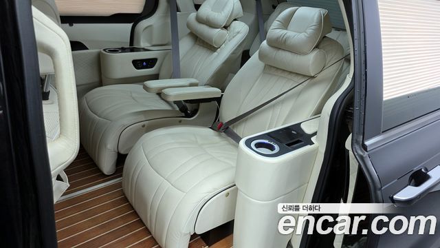 Kia Carnival (IV) Gasoline 9-seater Limousine(Special vehicle) 2021 — фото 12