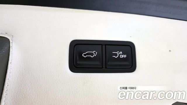 Kia Carnival (IV) Gasoline 9-seater Limousine(Special vehicle) 2021 — фото 20