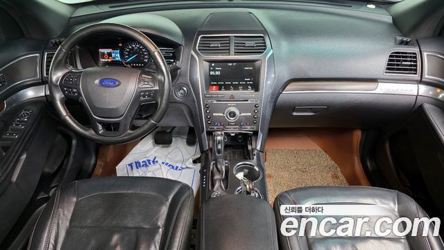 Ford Explorer 2.3 Limited 4WD 5th 2017 — фото 7