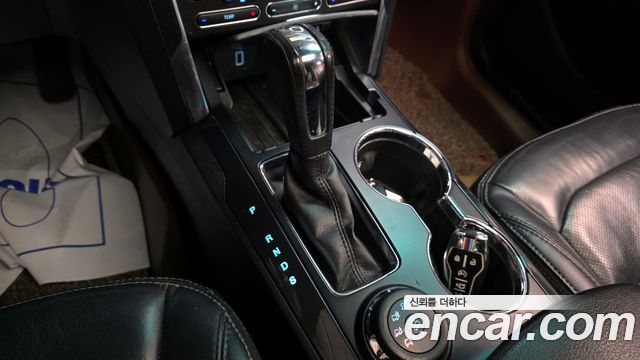 Ford Explorer 2.3 Limited 4WD 5th 2017 — фото 9