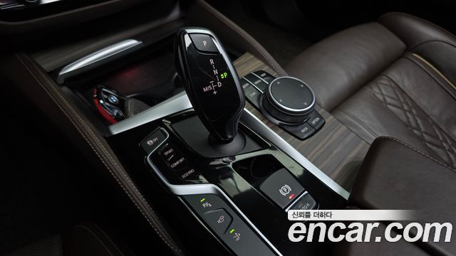 BMW 6 Series GT (G32) 630i xDrive Luxury 2020 — фото 9