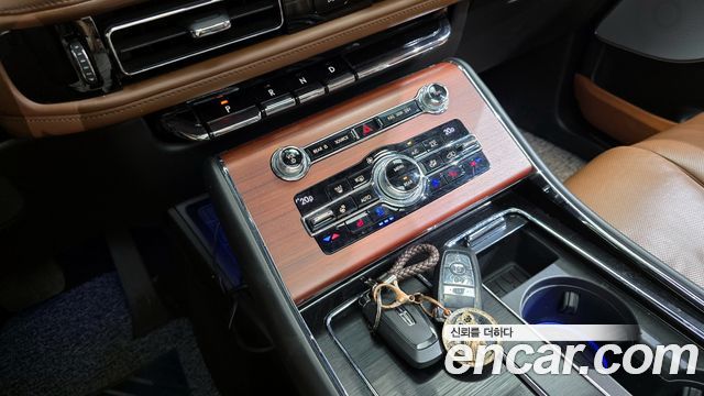 Lincoln Aviator (II) 3.0 Reserve  AWD 2020 — фото 9