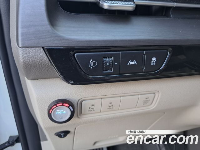 Kia Carnival (IV) Conversion(LPG) 2023 — фото 9