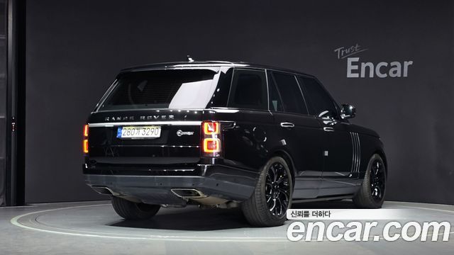 Land Rover Range Rover (IV) D350 Vogue SE Disel 2021 — фото 2