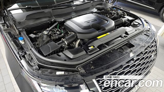 Land Rover Range Rover (IV) D350 Vogue SE Disel 2021 — фото 6