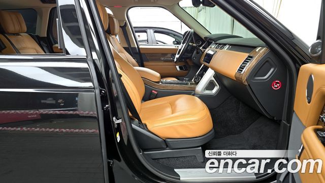 Land Rover Range Rover (IV) D350 Vogue SE Disel 2021 — фото 11
