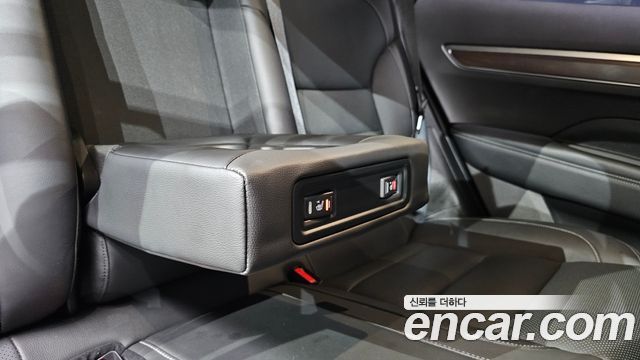 Renault Korea QM6 2.0 LPe RE Signature 2WD 2020 — фото 19