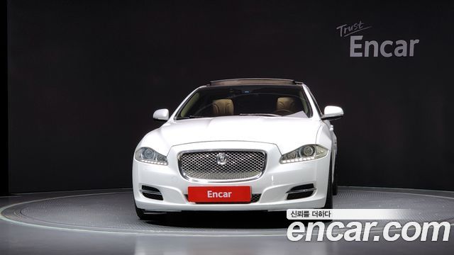 Jaguar XJ 3.0 SC Premium Luxury LWB X351 2013 — фото 3