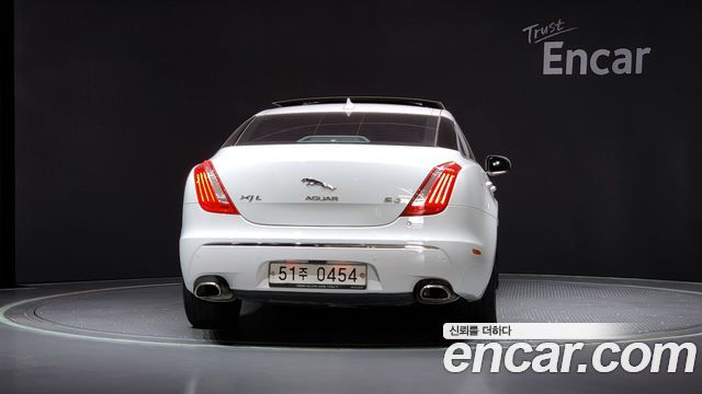 Jaguar XJ 3.0 SC Premium Luxury LWB X351 2013 — фото 4