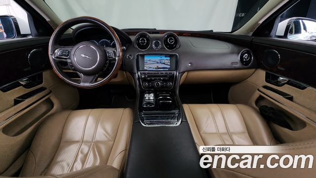 Jaguar XJ 3.0 SC Premium Luxury LWB X351 2013 — фото 7